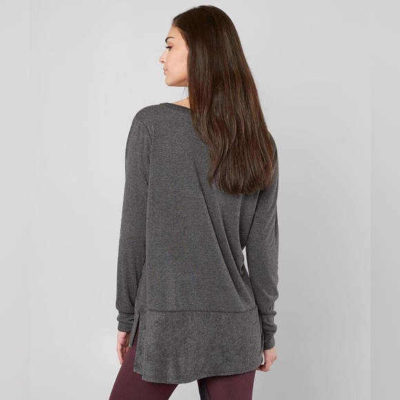 ⭐️ BKE Gray Pullover Sweatshirt Size XS - Picture 2 of 10